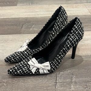 Black White Tweed Bow Pointed Toe Stiletto Heels Parisian Chic Pumps🖤